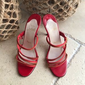 ((( SOLD ))) Christian Louboutin unzip heels